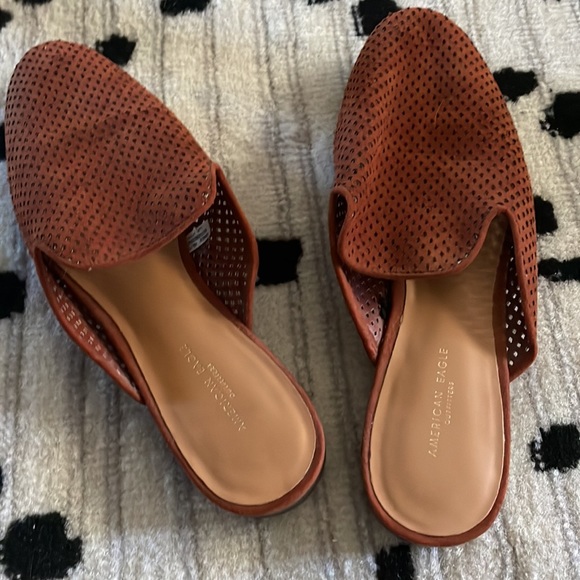 Brown slides - Picture 5 of 5